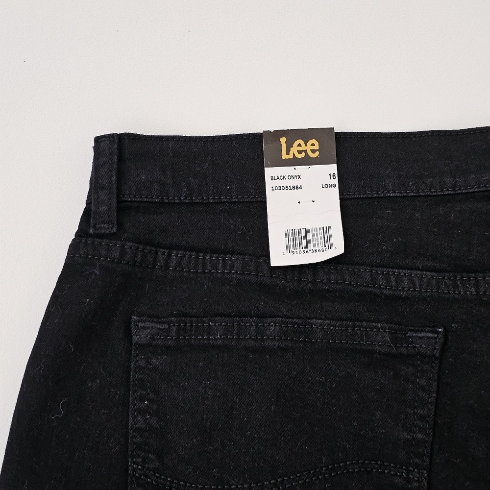 Lee Women’s Relaxed Fit Straight Leg Jeans Black Onyx Size 16 Long Mid Rise NWT - Picture 8 of 14